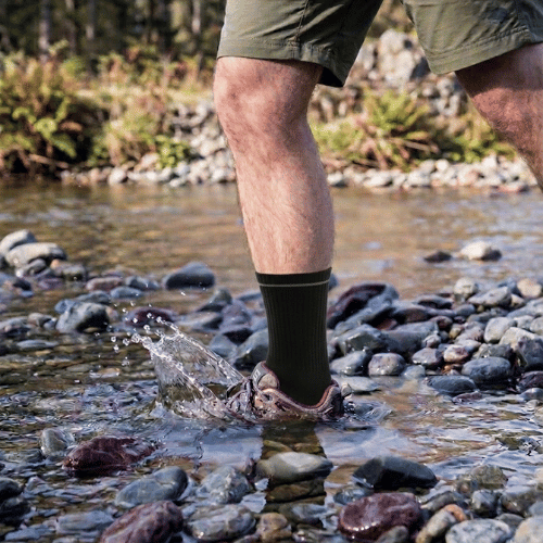 Chaussette_impermeable_imerge_dans_l_eau_eclaboussures