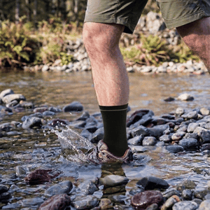 Chaussette_impermeable_imerge_dans_l_eau_eclaboussures